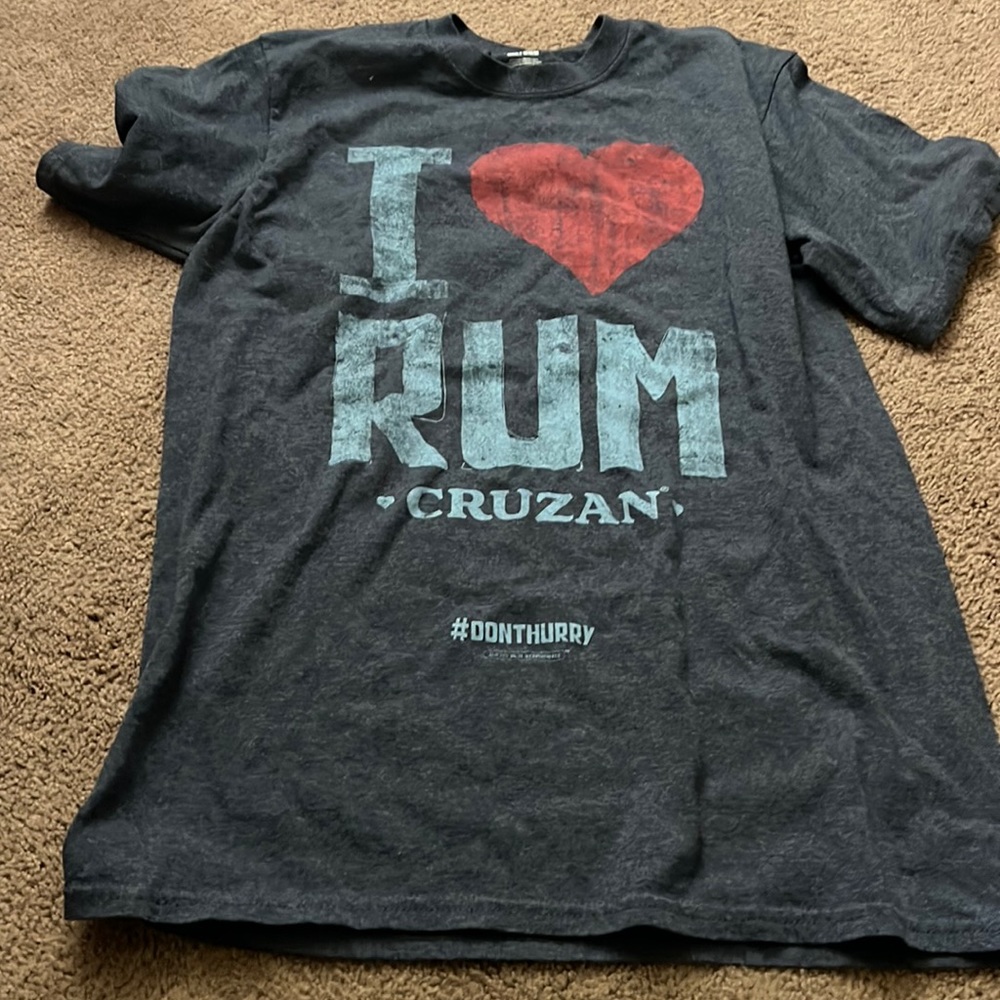 Womens Cruz an rum tee